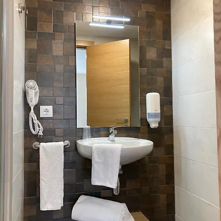 Отель Vas Autocheckin Витория